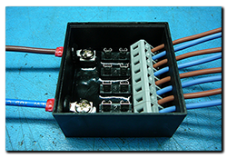 Power distribution box 50x50x25