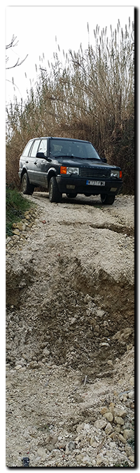 Civitaquana, Abruzzo - Cda di Ginestre road (strada) subsidance & landslide